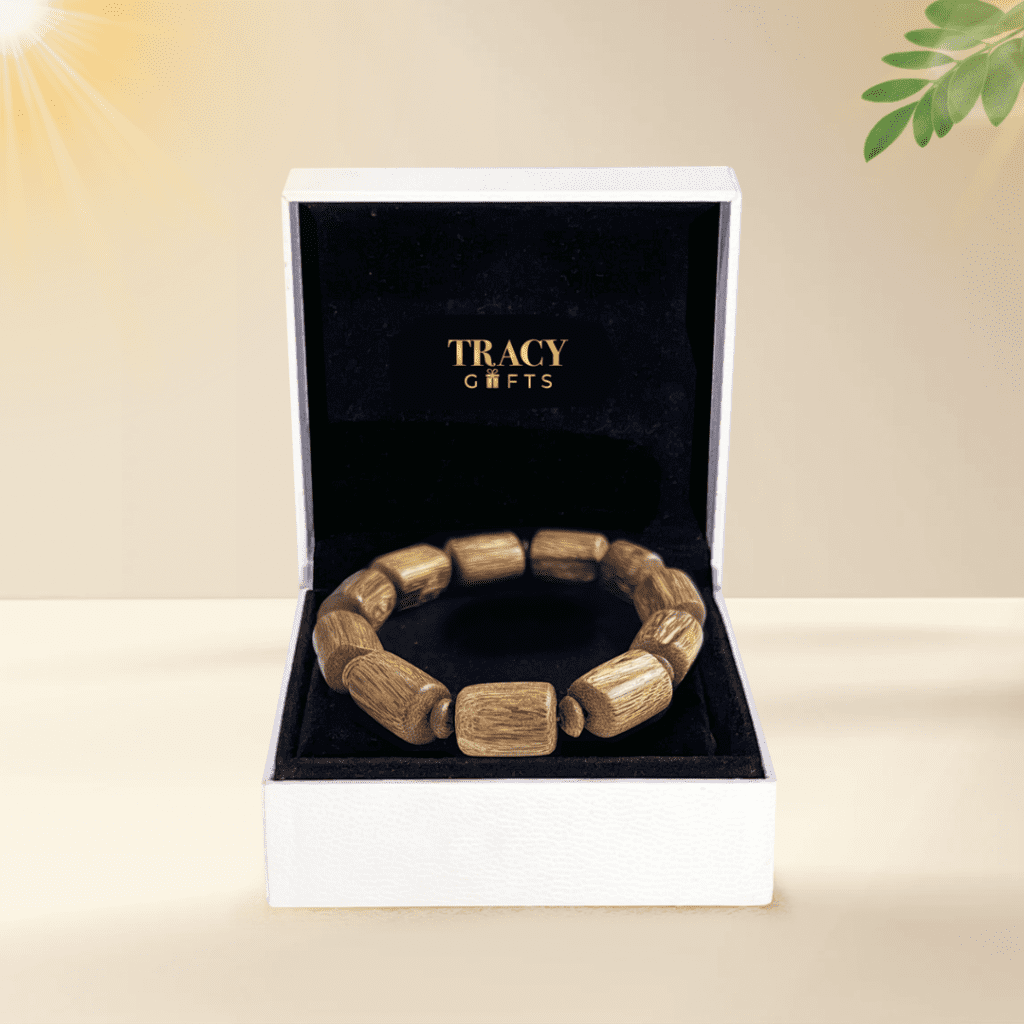Vòng tay trầm Trúc Thô cao cấp “Minh Trí Tài Lộc” (15 năm tuổi trầm)
