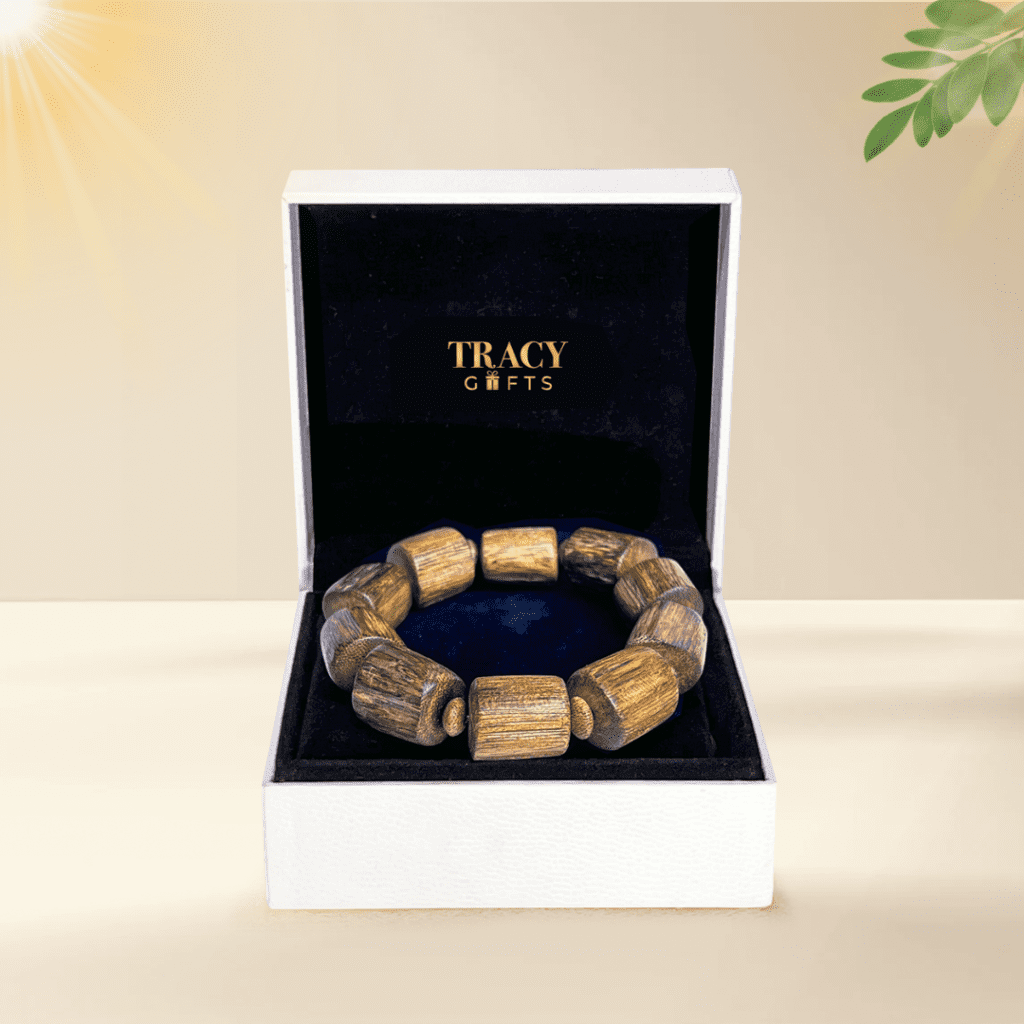 Vòng tay trầm Trúc Thô cao cấp “Minh Trí Tài Lộc” (15 năm tuổi trầm)